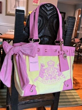 Juicy couture daydreamer bag